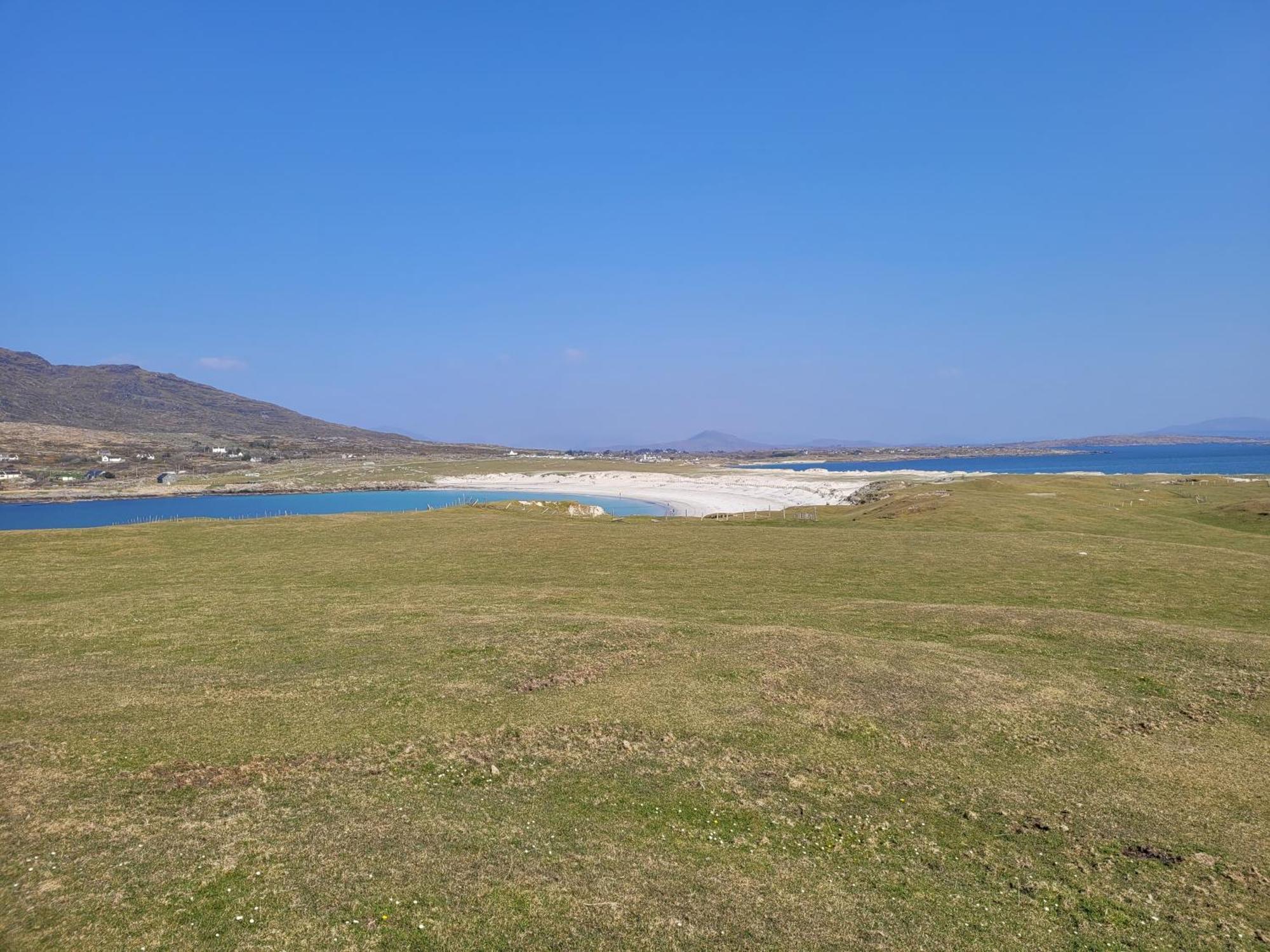 Roundstone Retreats Islandview Bed & Breakfast Bagian luar foto