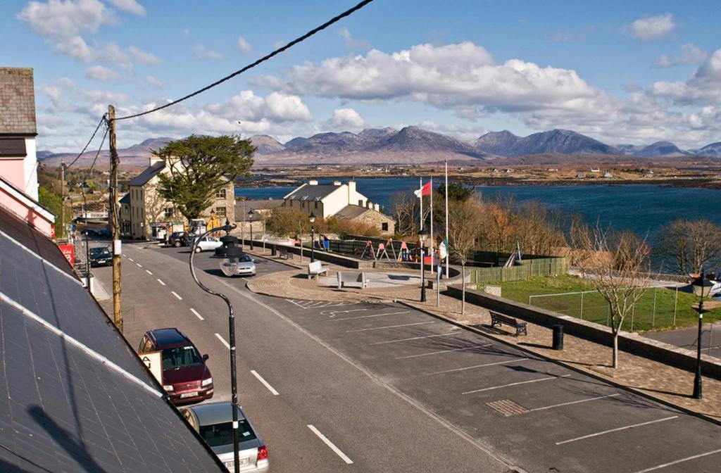 Roundstone Retreats Islandview Bed & Breakfast Bagian luar foto